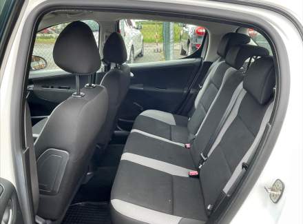 Peugeot - 207