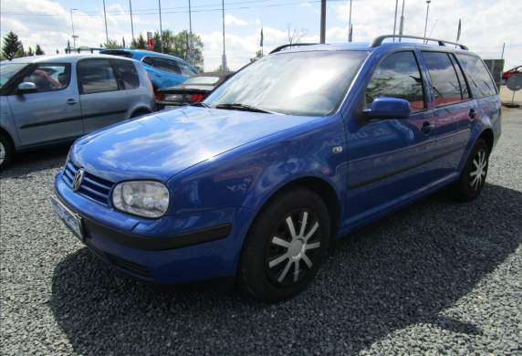 Volkswagen - Golf