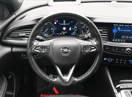 Opel - Insignia