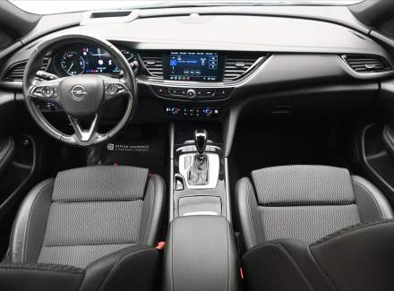 Opel - Insignia