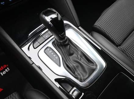 Opel - Insignia