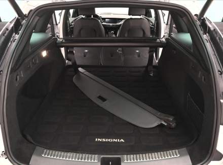 Opel - Insignia