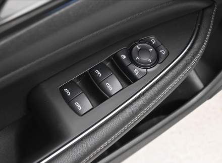 Opel - Insignia
