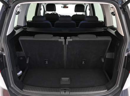 Volkswagen - Touran