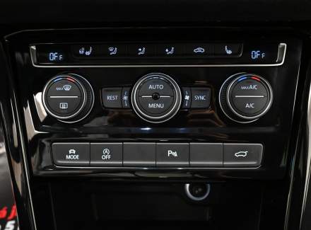 Volkswagen - Touran