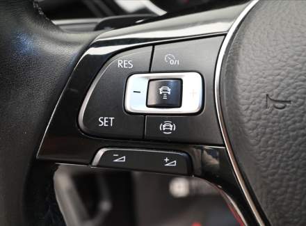 Volkswagen - Touran