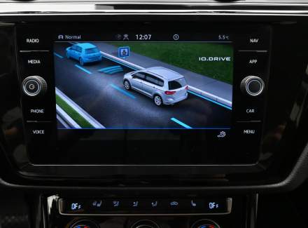 Volkswagen - Touran