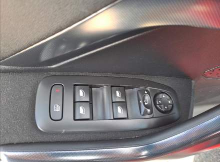 Peugeot - 2008