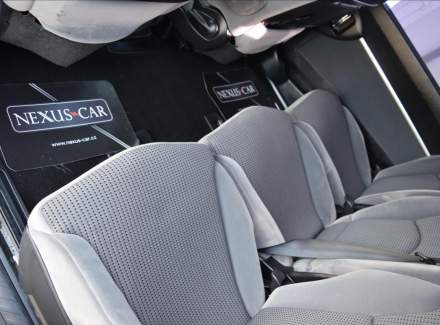 Peugeot - 807