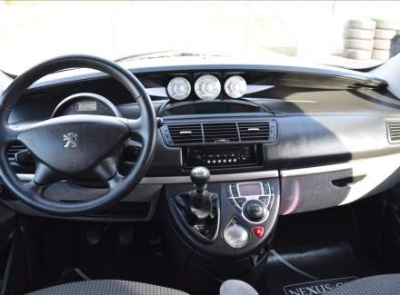 Peugeot - 807