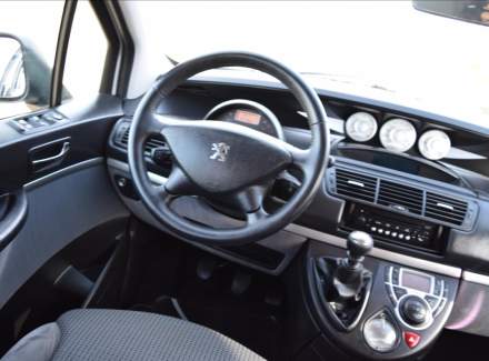 Peugeot - 807