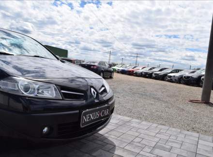 Renault - Megane