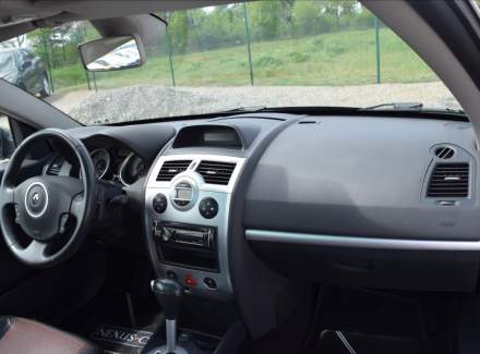 Renault - Megane