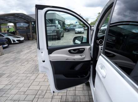 Mercedes-Benz - V-class