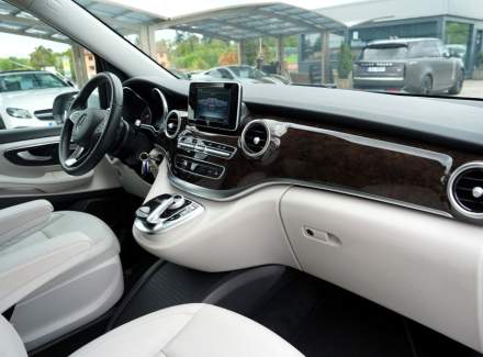 Mercedes-Benz - V-class