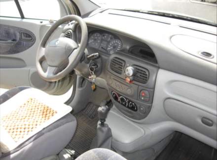 Renault - Scenic