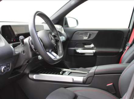 Mercedes-Benz - GLB
