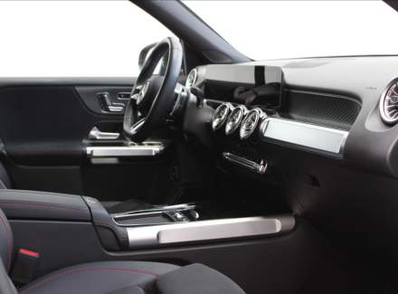 Mercedes-Benz - GLB