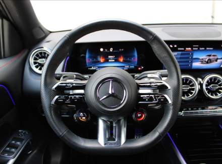 Mercedes-Benz - GLB