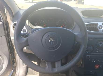Renault - Clio