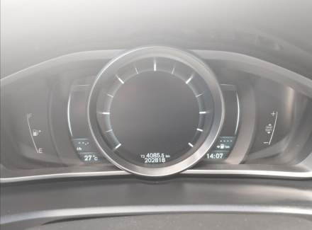 Volvo - V40