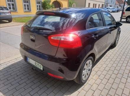 Kia - Rio