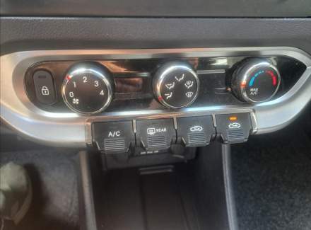 Kia - Rio