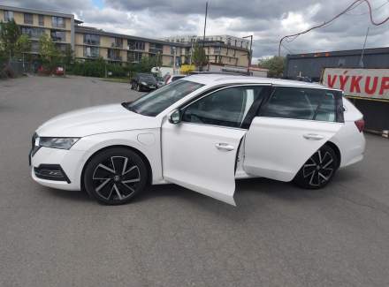 Škoda - Octavia