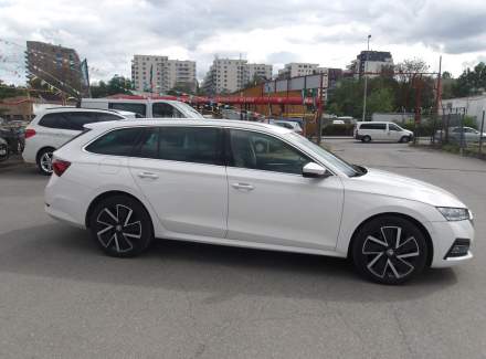 Škoda - Octavia