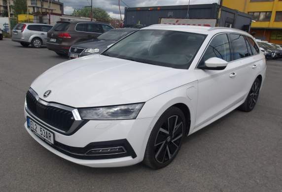 Škoda - Octavia