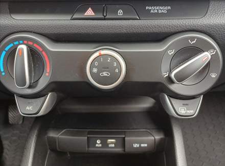 Kia - Rio