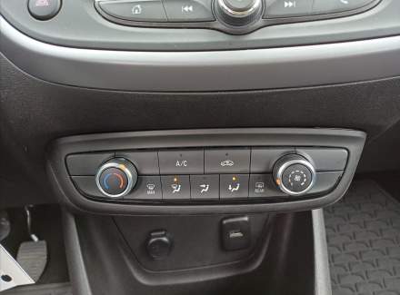 Opel - Crossland X
