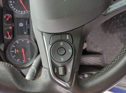 Opel - Crossland X