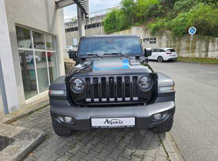 Jeep - Wrangler