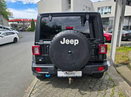 Jeep - Wrangler