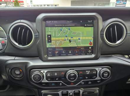 Jeep - Wrangler