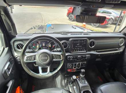 Jeep - Wrangler