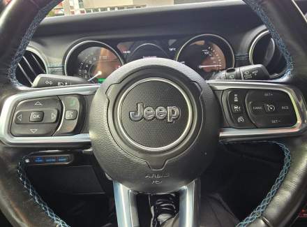 Jeep - Wrangler