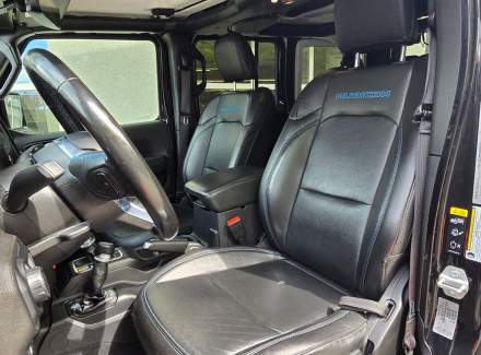 Jeep - Wrangler