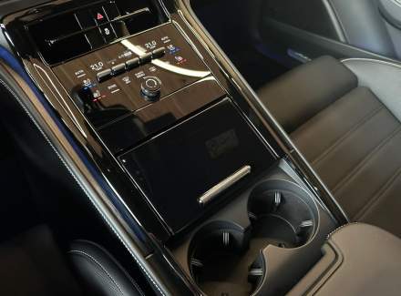 Porsche - Panamera