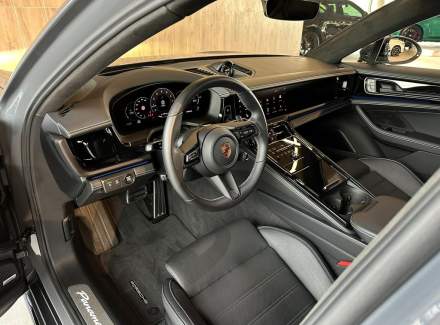 Porsche - Panamera