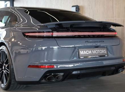 Porsche - Panamera
