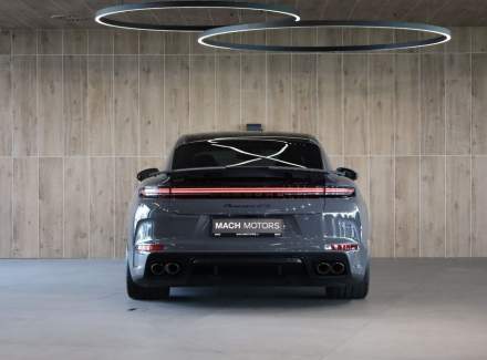 Porsche - Panamera