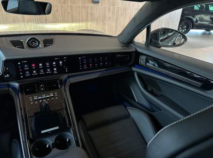 Porsche - Panamera