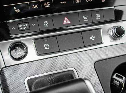 Audi - A6