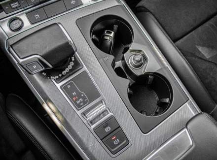 Audi - A6