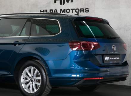 Volkswagen - Passat