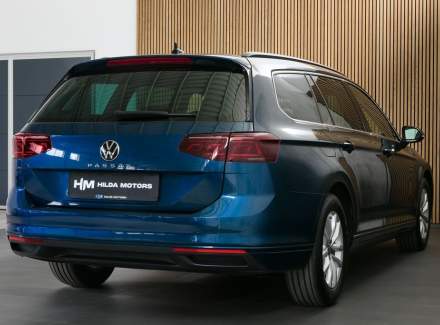 Volkswagen - Passat