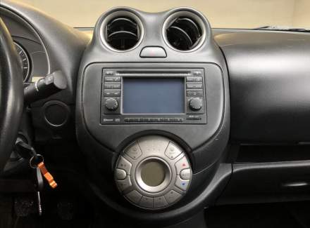 Nissan - Micra