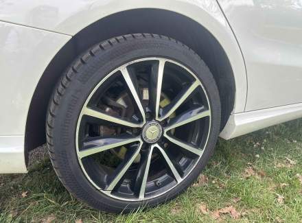 Mercedes-Benz - CLA CLA 180 (122 Hp) 7G-DCT